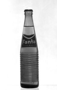 raymond-loewy_fanta_bottle_1960